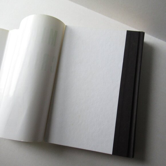 First Edition Michael Crichton NEXT - Picture 9 of 9